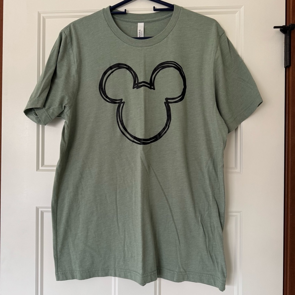 Mickey Mouse Disney Green‎ T-Shirt with Black Design large